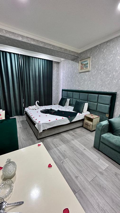 Eleon Hotel Baku Bagian luar foto